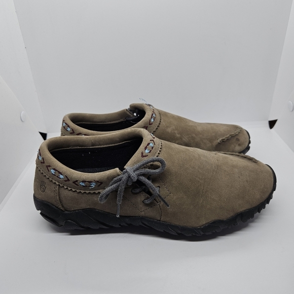 Teva Moki embroidered nubuck mocassins brown size 8 - Picture 1 of 10